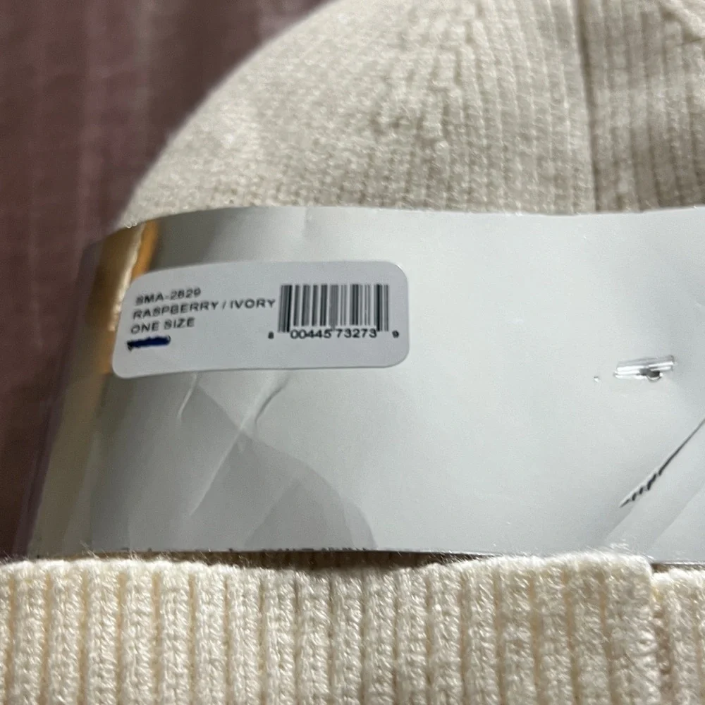 Steve Madden Winter Beanie Hat color Fuxcia and Beige (2 pieces)women new